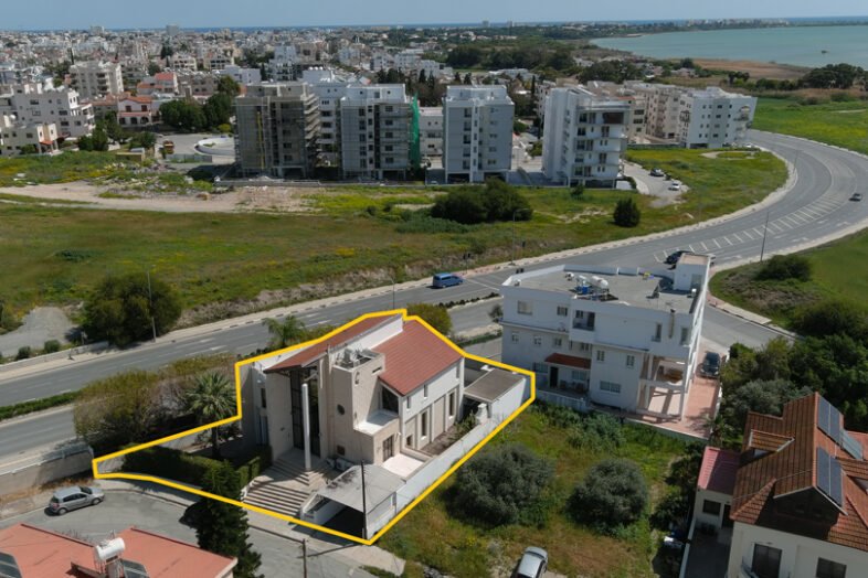 real estate larnaca