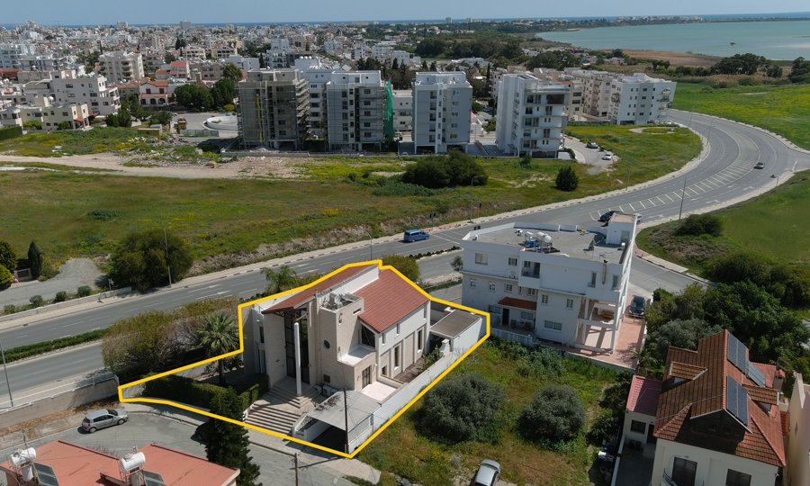 real estate larnaca